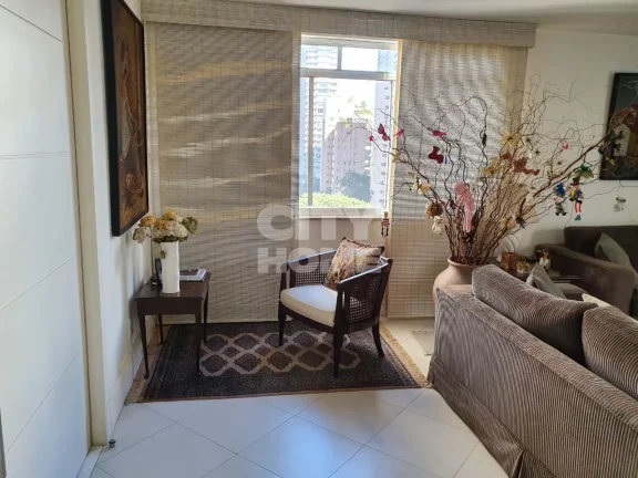Imagem Apartamento à venda em andar alto, um por andar, com 2 quartos, sendo 1 suíte com closet e o segun...