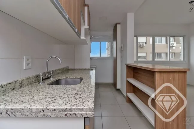 Imagem Apartamento semi-novo com vista, suíte e infraestrutura completa .

A Brilhante Imóveis oferece es...