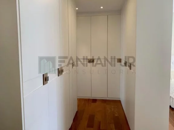 Imagem Vendo apartamento na Vila Nova Conceição. Requinte e muito bom gosto, neste incrível apartamento... São 4 dormitórios, sendo 2 suítes. O piso de ma