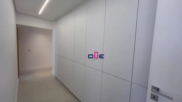 Imagem Apartamento com 3 dormitórios à venda, 186 m² por R$ 2.290.000,00 - Boqueirão - Santos/SP