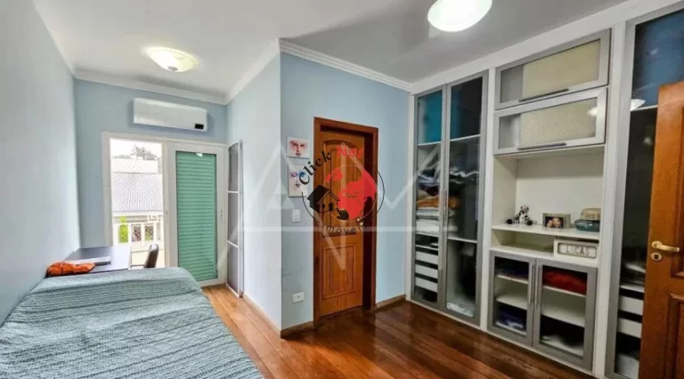 Imagem Luxuoso Sobrado à Venda no Condomínio Swiss Park – 457m² de Sofisticação e Conforto