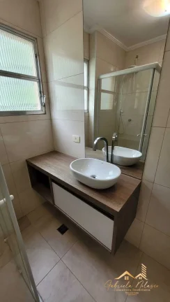 Imagem Apartamento de um dormitório prédio frente Mar