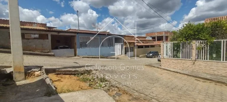 Imagem Casa à venda com 02 Quartos - Vargem Grande - São João do Manteninha - MG