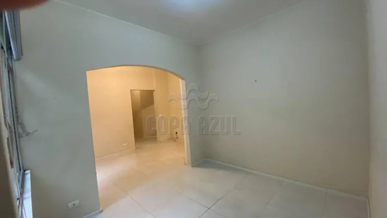 Imagem Laranjeiras – Rua das Laranjeiras | Residencial › Apartamento 3 quarto(s) à Venda