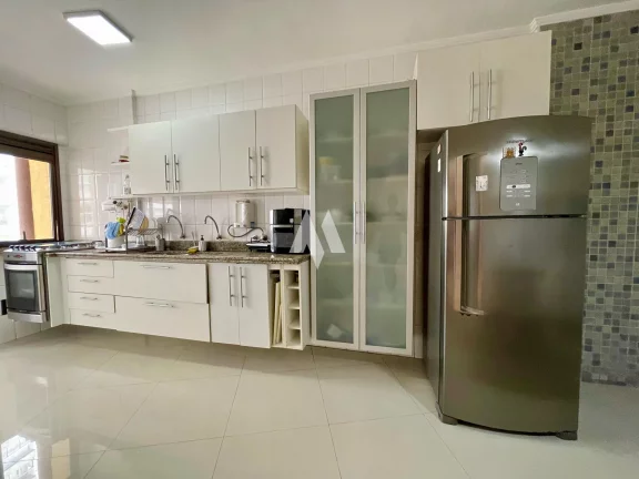 Imagem Apartamento com 3 Quartos à venda, 130m² - Ponta da Praia