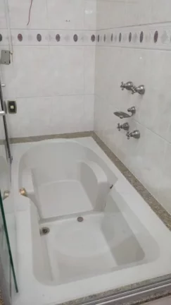 Imagem Apartamento em prédio comercial no Itaim Bibi