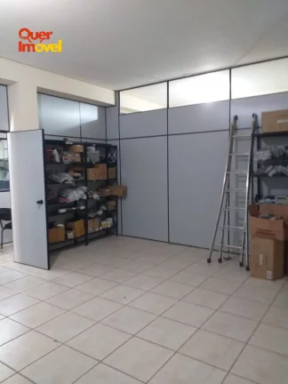 Imagem Imóvel comercial para locação em Ribeirão Preto-SP, no Parque dos Lagos: 2 salas, 3 banheiros, 3 vagas de garagem, 172,98 m².