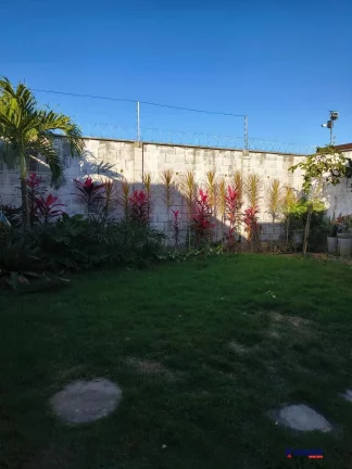 Imagem VENDO CASA DE 2 DORMITORIOS SENDO UMA SUITE CONDOMINIO FENDI - SIM