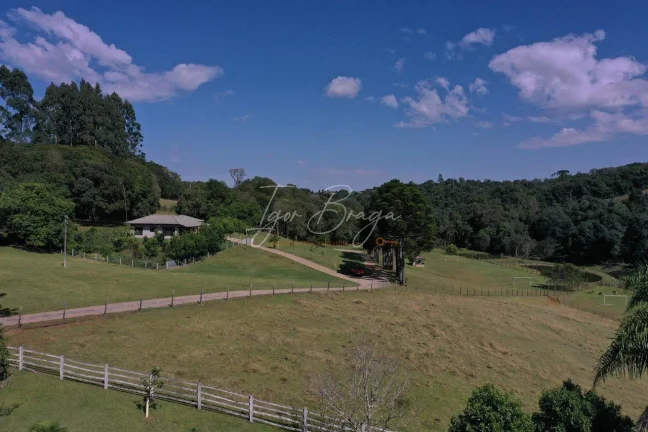 Imagem Chácara em Campo Largo com lago a venda