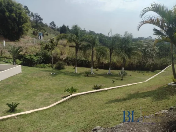Imagem Vende Chácara Sítio com 5 dormitórios Piscina Guararema SP