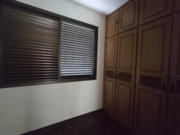 Imagem Apartamento CENTRO - Área útil de 230 m². Contendo 2 vagas garagem, ampla sala para 2 ambientes c...