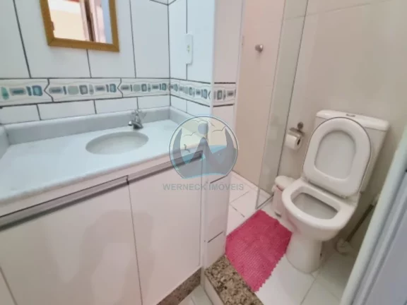 Imagem Apto à venda em Ubatuba-SP, Itaguá: 2 quartos, 1 suíte, 1 sala, 2 banheiros, 2 vagas de garagem, 82m². Venha conhecer!