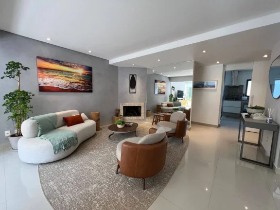 Imagem Casa com 5 quartos à venda, 180 m²