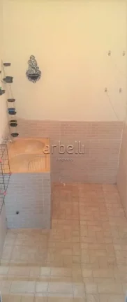 Imagem Sobrado com 130 metros quadrados, 3 dormitórios sendo 1 suíte, ampla sala, 2 banheiros, copa cozin...