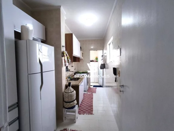 Imagem PITANGUEIRAS- NA QUADRA DA PRAIA , REFORMADO , GARAGEM NOPRÉDIO , CONDOMÍNIO BAIXO.
