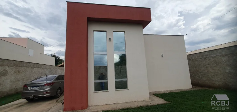 Imagem CASA RESIDENCIAL em ESMERALDAS - MG, FERNÃO DIAS