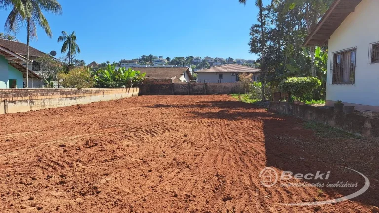 Imagem Terreno no bairro Bom Retiro - Joinville