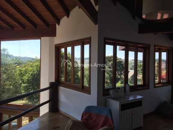 Imagem Sobrado à venda no Condomínio Clube de Campo em Valinhos, com 1.200 m² de terreno e 495 m² de á...