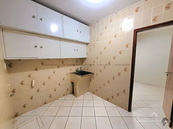Imagem Casa térrea usada à venda ótima localização próxima ao Horto Florestal
