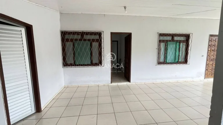 Imagem Casa ampla no Centro de Barra Velha — conforto e praticidade em um só lugar!