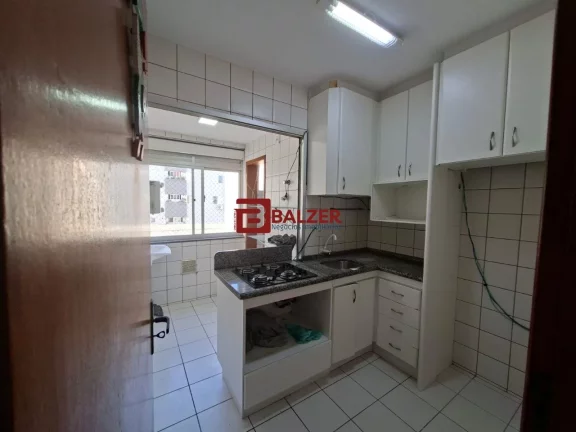 Imagem Apartamento com 2 Quartos à Venda, 77 m² em Centro - Florianópolis