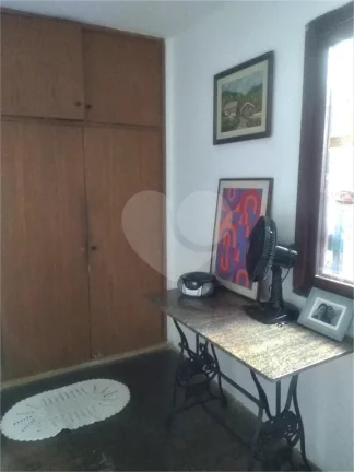 Imagem Casa à venda com 3 quartos, sendo 1 suíte, em Jaguaré, São Paulo - SP