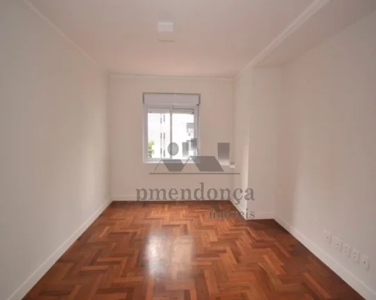Imagem Otimo Apartamento para venda reformado na Rua Piaui a duas quadras do Parque Buenos Aires. Venha mor...