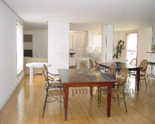 Imagem Otimo apartamento, rua tranquila e calma, icom linda vista, 3 suítes repletos de armários, amplo t...
