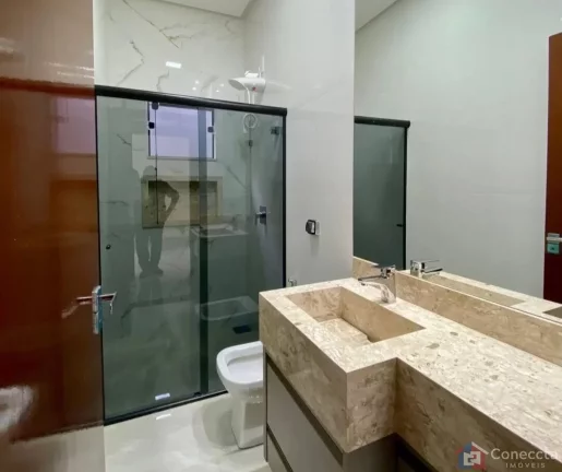 Imagem Linda Casa à Venda no Bairro Afonso Queiroz - Conforto e Modernidade - Patos de Minas
