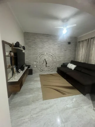 Imagem Casa com Piscina à Venda no Jardim Santa Genebra – Conforto e Lazer Garantidos!