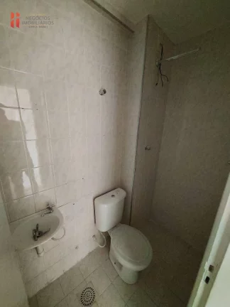Imagem Sala comercial com 28m²na esquina com a Av. Brigadeiro Lima e Silva.