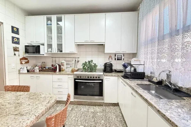 Imagem Excelente oportunidade para quem busca um imÃ³vel funcional, bem distribuÃ­do e com Ã³tima localizaÃ...