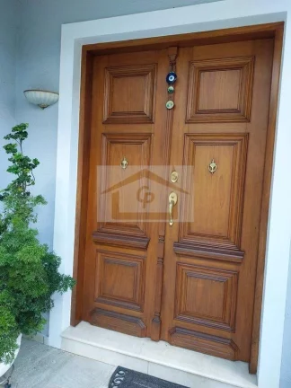 Imagem IMPECÁVEL! AO LADO DO SHOPPING GRANJA VIANA, 3 QUARTOS SENDO UM SUITE, 4 VAGAS