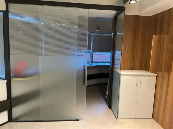 Imagem Comércio para Aluguel por R$12.000,00/Mês com 218m², 3 banheiros e 1 vaga - Centro, Sao paulo / SP - Cód. 13687