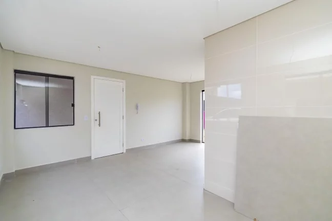 Imagem Sobrado novo em condomínio com Ático no Uberaba com suíte