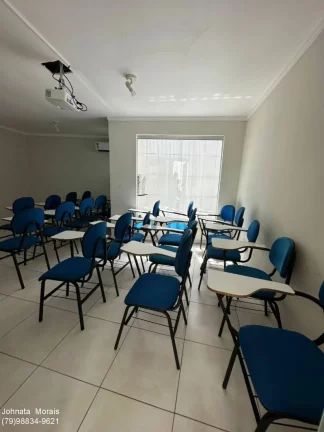 Imagem Casa à Venda no Bairro Santo José - Confira Detalhes e Contato