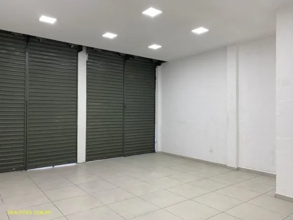 Imagem Galpão para Locação em DUQUE DE CAXIAS, Sarapuí, 1 banheiro