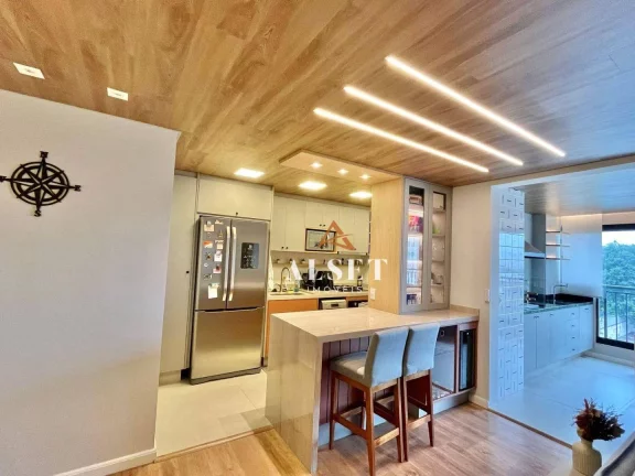 Imagem Apartamento reformado no Tatuapé com 3 suítes