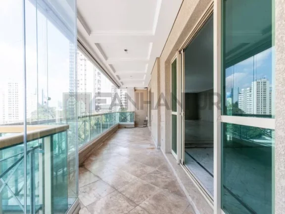 Imagem VENDO EXCELENTE APARTAMENTO NA RUA PROF. ARTHUR rAMOS. Quadra de Tênis,junto ao clube Pinheiros,vista panorâmica,único! Sofisticado empreendimento e
