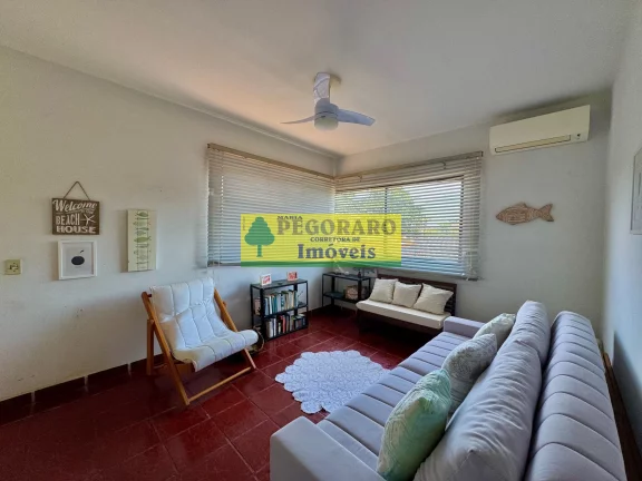 Imagem Casa mobiliada a 500 metros da praia em Barequeçaba, São Sebastião/SP - 3 quartos, 1 suíte, 3 salas, 4 banheiros, 4 vagas