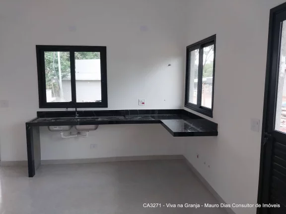 Imagem Casa com 3 dormitórios à venda, 170 m² por R$ 1.250.000,00 - Granja Viana