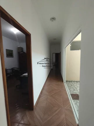 Imagem Casa à venda no bairro Vila Passos - Lorena/SP
