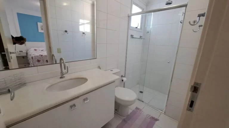 Imagem APARTAMENTO 30 METROS DA PRAIA DAS ASTÚRIAS COM 2 VAGAS PARA AUTO E LAZER
