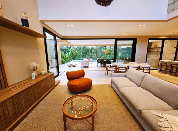 Imagem Casa de Luxo à Venda na Riviera de São Lourenço Módulo 16: 5 Quartos, 5 Suítes, Piscina e Área Gourmet