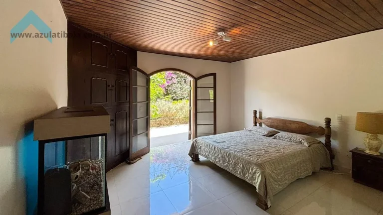 Imagem Casa estilo Chácara no Clube da Montanha  Atibaia