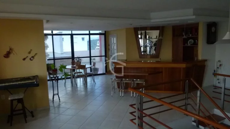 Imagem Ótima cobertura duplex com 412m² privativos!