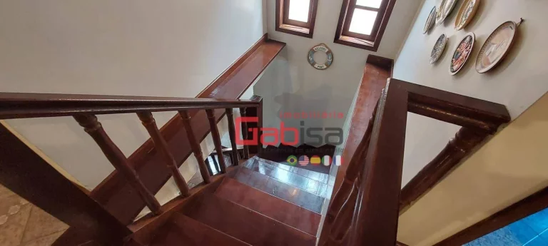 Imagem Casa com 5 dormitórios à venda, 200 m² por R$ 1.400.000,00 - Centro - Arraial do Cabo/RJ