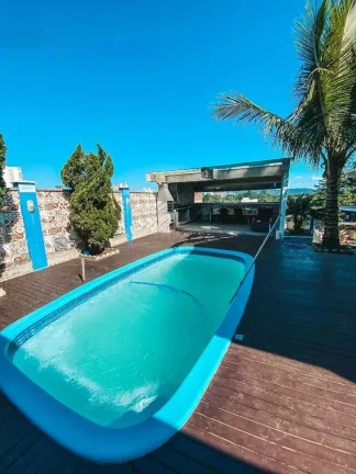 Imagem Casa alto padrão com 3 dormitórios sendo 1 suíte master e 4 vagas- Itacolomi | Balneário Piçarras/SC
