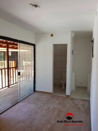Imagem Bangalô a Venda na Região do Recanto das Araucária em Campos do Jordão-SP.