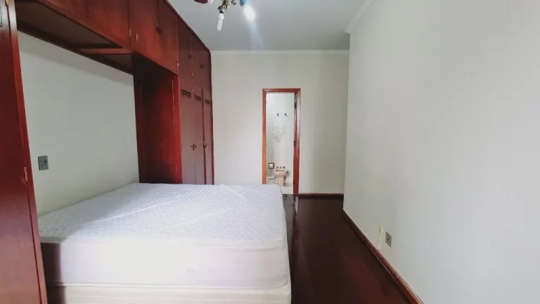 Imagem Apartamento com 3 dormitórios à venda, 140 m² por R$ 680.000,00 - Pitangueiras - Guarujá/SP